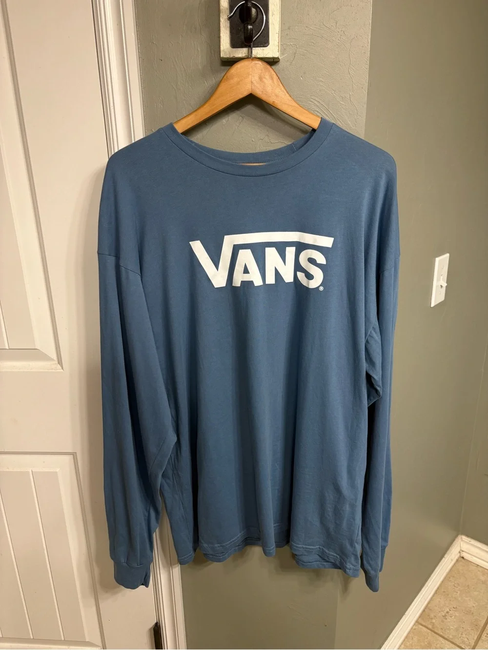 Vans Men's Crewneck Logo Long Sleeve - Slate Blue with White Logo